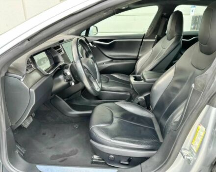 Тесла Модель С 2014 в Кривом Роге на Automoto.ua Серый Тесла Модель С, объемом двигателя 0 л и пробегом 87 тыс. км за 4600 $, фото 9 на Automoto.ua