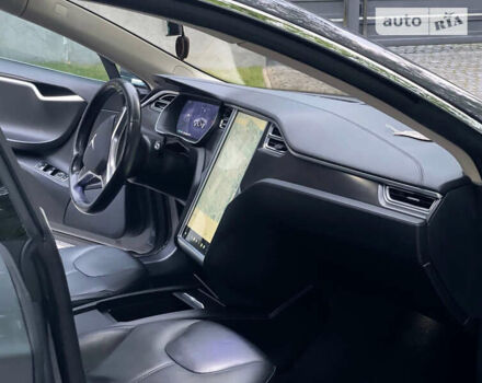 Серый Тесла Модель С, объемом двигателя 0 л и пробегом 248 тыс. км за 18600 $, фото 29 на Automoto.ua