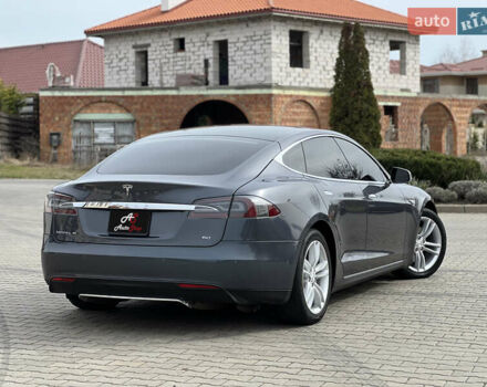 Сірий Тесла Модель С, об'ємом двигуна 0 л та пробігом 76 тис. км за 15500 $, фото 8 на Automoto.ua