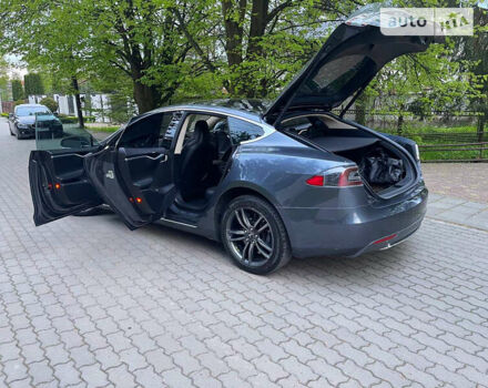 Серый Тесла Модель С, объемом двигателя 0 л и пробегом 248 тыс. км за 18600 $, фото 20 на Automoto.ua