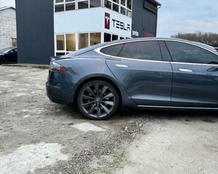 Серый Тесла Модель С, объемом двигателя 0 л и пробегом 287 тыс. км за 13700 $, фото 5 на Automoto.ua