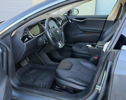 Сірий Тесла Модель С, об'ємом двигуна 0 л та пробігом 217 тис. км за 12700 $, фото 7 на Automoto.ua