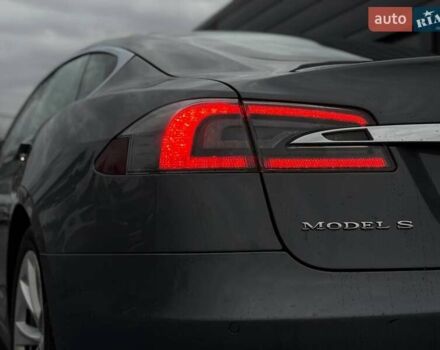Серый Тесла Модель С, объемом двигателя 0 л и пробегом 200 тыс. км за 14900 $, фото 20 на Automoto.ua
