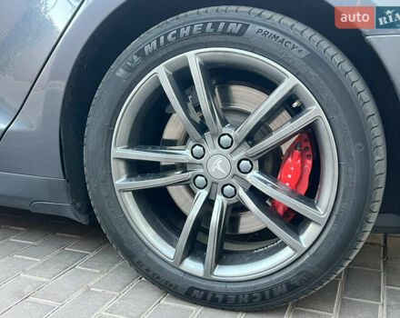 Сірий Тесла Модель С, об'ємом двигуна 0 л та пробігом 251 тис. км за 13500 $, фото 6 на Automoto.ua