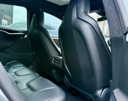 Серый Тесла Модель С, объемом двигателя 0 л и пробегом 287 тыс. км за 13700 $, фото 25 на Automoto.ua