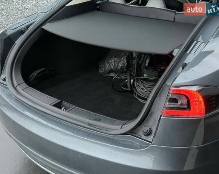 Серый Тесла Модель С, объемом двигателя 0 л и пробегом 200 тыс. км за 14900 $, фото 64 на Automoto.ua