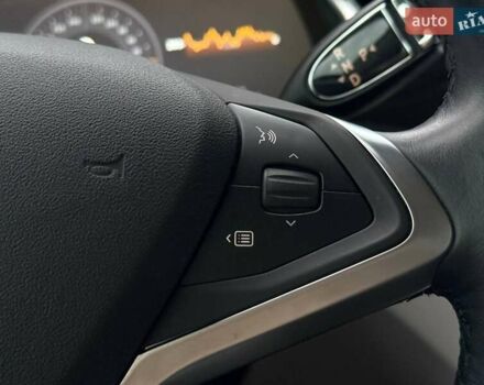 Серый Тесла Модель С, объемом двигателя 0 л и пробегом 200 тыс. км за 14900 $, фото 33 на Automoto.ua