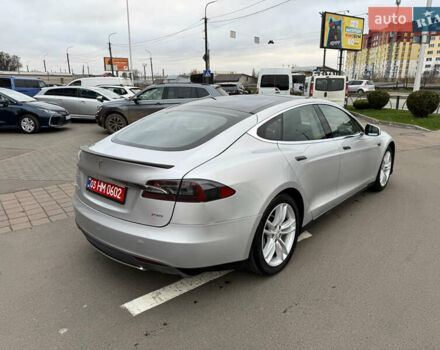 Серый Тесла Модель С, объемом двигателя 0 л и пробегом 275 тыс. км за 12500 $, фото 12 на Automoto.ua