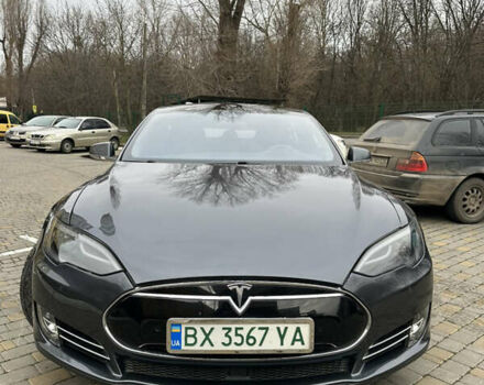 Серый Тесла Модель С, объемом двигателя 0 л и пробегом 278 тыс. км за 10999 $, фото 4 на Automoto.ua