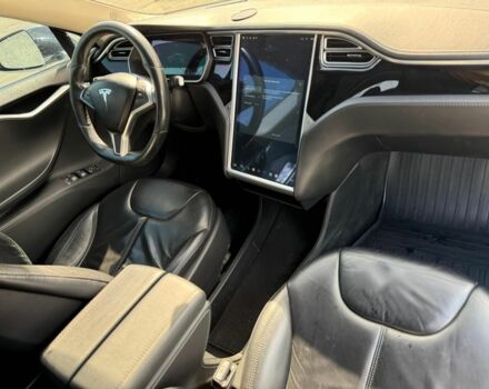 Тесла Модель С 2014 в Василькове на Automoto.ua Серый Тесла Модель С, объемом двигателя 0 л и пробегом 117 тыс. км за 12000 $, фото 7 на Automoto.ua