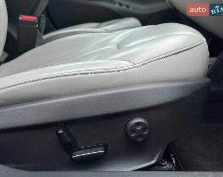 Серый Тесла Модель С, объемом двигателя 0 л и пробегом 200 тыс. км за 14900 $, фото 62 на Automoto.ua