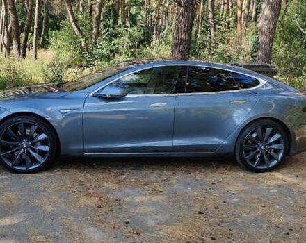 Серый Тесла Модель С, объемом двигателя 0 л и пробегом 115 тыс. км за 15000 $, фото 17 на Automoto.ua
