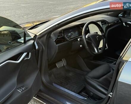 Сірий Тесла Модель С, об'ємом двигуна 0 л та пробігом 331 тис. км за 14999 $, фото 34 на Automoto.ua
