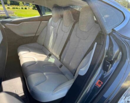 Сірий Тесла Модель С, об'ємом двигуна 0 л та пробігом 72 тис. км за 9800 $, фото 11 на Automoto.ua