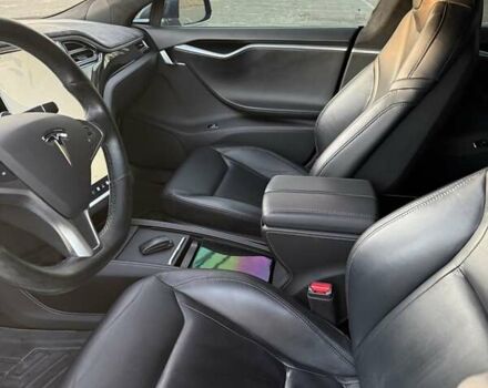 Сірий Тесла Модель С, об'ємом двигуна 0 л та пробігом 331 тис. км за 14999 $, фото 32 на Automoto.ua