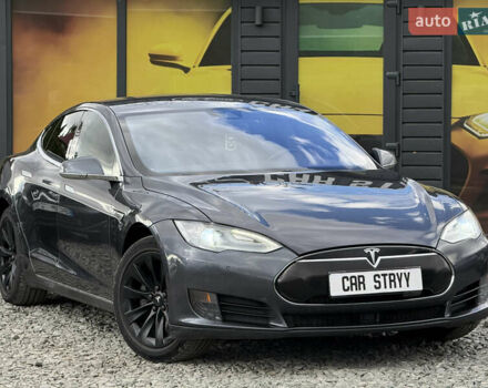 Серый Тесла Модель С, объемом двигателя 0 л и пробегом 220 тыс. км за 12700 $, фото 5 на Automoto.ua