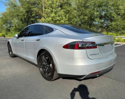 Серый Тесла Модель С, объемом двигателя 0 л и пробегом 75 тыс. км за 10000 $, фото 7 на Automoto.ua