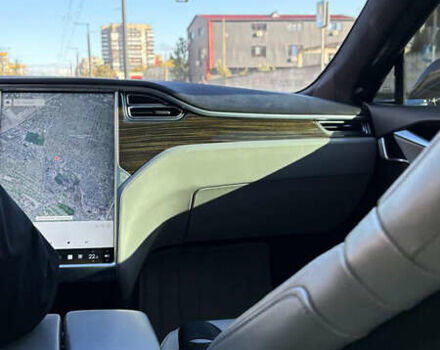 Серый Тесла Модель С, объемом двигателя 0 л и пробегом 92 тыс. км за 14400 $, фото 11 на Automoto.ua