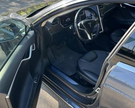 Серый Тесла Модель С, объемом двигателя 0 л и пробегом 225 тыс. км за 16300 $, фото 11 на Automoto.ua