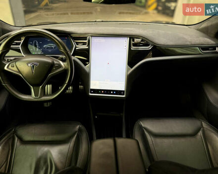 Серый Тесла Модель С, объемом двигателя 0 л и пробегом 110 тыс. км за 13000 $, фото 19 на Automoto.ua