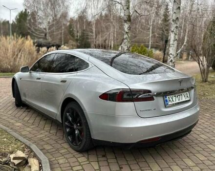 Тесла Модель С 2015 в Харькове на Automoto.ua Серый Тесла Модель С, объемом двигателя 0 л и пробегом 240 тыс. км за 17800 $, фото 2 на Automoto.ua