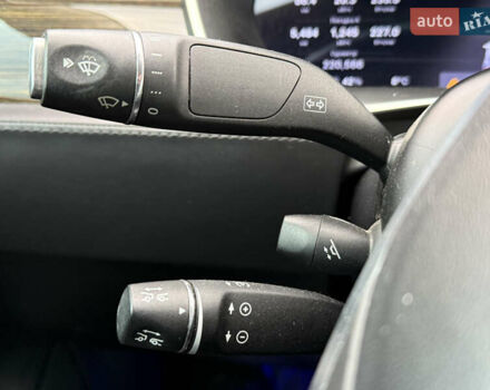 Серый Тесла Модель С, объемом двигателя 0 л и пробегом 220 тыс. км за 12700 $, фото 44 на Automoto.ua