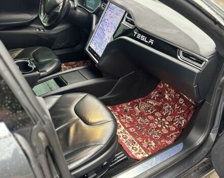 Серый Тесла Модель С, объемом двигателя 0 л и пробегом 198 тыс. км за 17300 $, фото 8 на Automoto.ua
