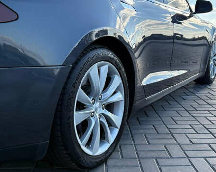 Серый Тесла Модель С, объемом двигателя 0 л и пробегом 92 тыс. км за 14400 $, фото 1 на Automoto.ua