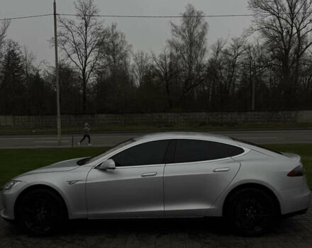 Серый Тесла Модель С, объемом двигателя 0 л и пробегом 116 тыс. км за 12000 $, фото 4 на Automoto.ua