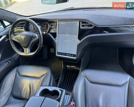 Сірий Тесла Модель С, об'ємом двигуна 0 л та пробігом 160 тис. км за 12999 $, фото 38 на Automoto.ua