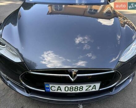 Серый Тесла Модель С, объемом двигателя 0 л и пробегом 66 тыс. км за 15000 $, фото 11 на Automoto.ua