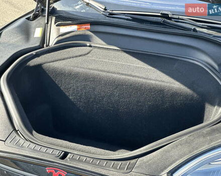 Серый Тесла Модель С, объемом двигателя 0 л и пробегом 148 тыс. км за 33900 $, фото 27 на Automoto.ua