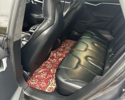 Серый Тесла Модель С, объемом двигателя 0 л и пробегом 198 тыс. км за 17300 $, фото 10 на Automoto.ua