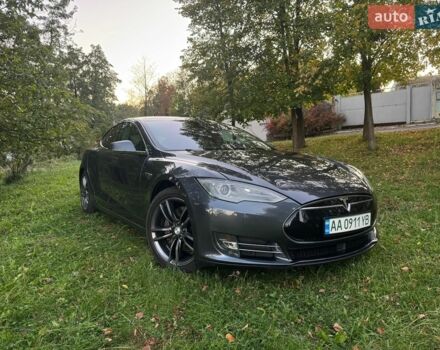Серый Тесла Модель С, объемом двигателя 0 л и пробегом 298 тыс. км за 13900 $, фото 1 на Automoto.ua