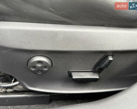 Серый Тесла Модель С, объемом двигателя 0 л и пробегом 220 тыс. км за 12700 $, фото 41 на Automoto.ua