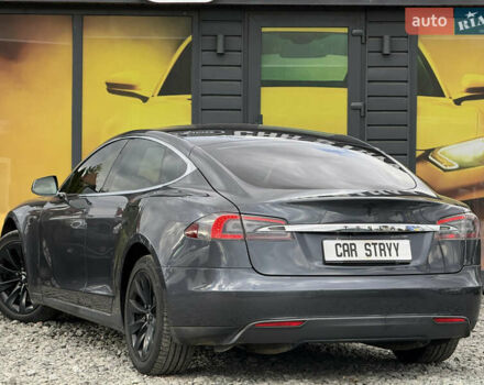 Серый Тесла Модель С, объемом двигателя 0 л и пробегом 220 тыс. км за 12700 $, фото 14 на Automoto.ua