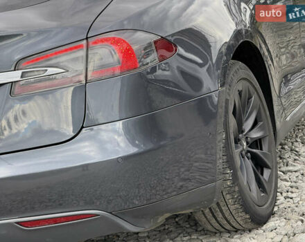 Серый Тесла Модель С, объемом двигателя 0 л и пробегом 220 тыс. км за 12700 $, фото 23 на Automoto.ua