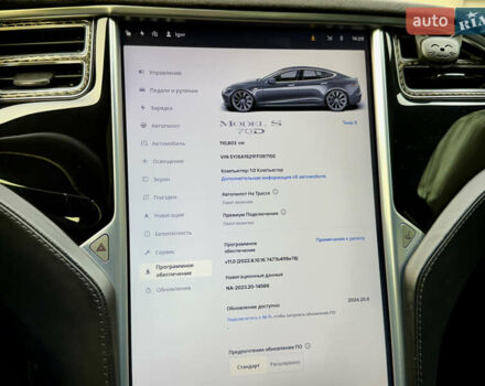 Серый Тесла Модель С, объемом двигателя 0 л и пробегом 110 тыс. км за 13000 $, фото 23 на Automoto.ua