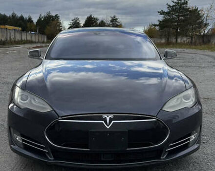 Тесла Модель С 2015 у Львові на Automoto.ua Сірий Тесла Модель С, об'ємом двигуна 0 л та пробігом 249 тис. км за 11000 $, фото 1 на Automoto.ua