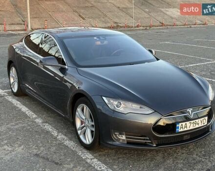 Сірий Тесла Модель С, об'ємом двигуна 0 л та пробігом 331 тис. км за 14999 $, фото 9 на Automoto.ua