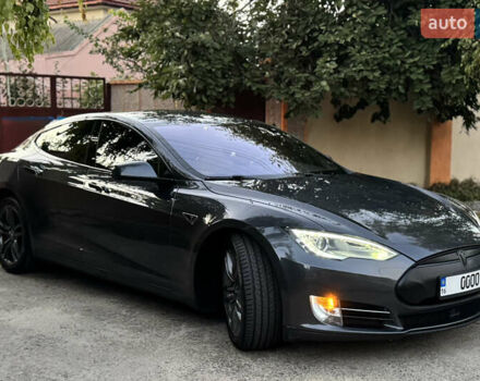 Серый Тесла Модель С, объемом двигателя 0 л и пробегом 174 тыс. км за 20800 $, фото 5 на Automoto.ua