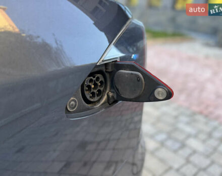 Сірий Тесла Модель С, об'ємом двигуна 0 л та пробігом 160 тис. км за 13499 $, фото 57 на Automoto.ua