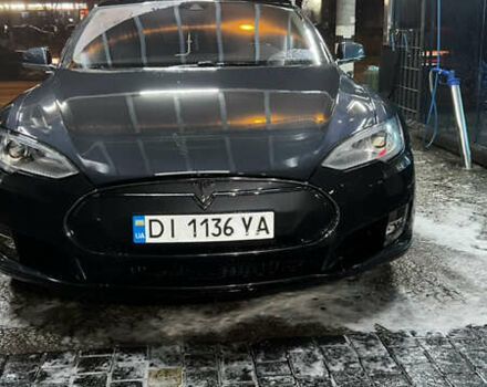 Серый Тесла Модель С, объемом двигателя 0 л и пробегом 160 тыс. км за 15100 $, фото 3 на Automoto.ua