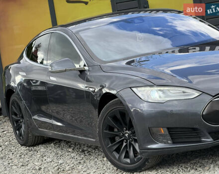 Серый Тесла Модель С, объемом двигателя 0 л и пробегом 220 тыс. км за 12700 $, фото 7 на Automoto.ua