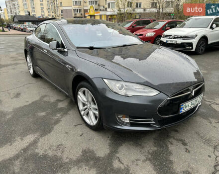 Серый Тесла Модель С, объемом двигателя 0 л и пробегом 183 тыс. км за 15100 $, фото 1 на Automoto.ua
