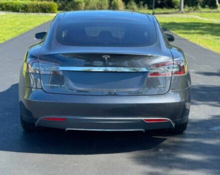 Сірий Тесла Модель С, об'ємом двигуна 0 л та пробігом 72 тис. км за 9800 $, фото 3 на Automoto.ua