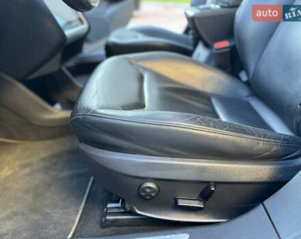 Сірий Тесла Модель С, об'ємом двигуна 0 л та пробігом 160 тис. км за 12999 $, фото 32 на Automoto.ua