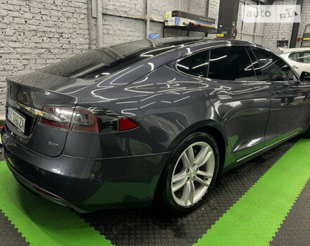 Сірий Тесла Модель С, об'ємом двигуна 0 л та пробігом 246 тис. км за 22800 $, фото 14 на Automoto.ua