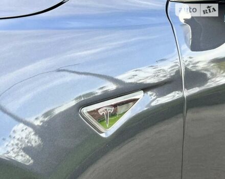 Сірий Тесла Модель С, об'ємом двигуна 0 л та пробігом 128 тис. км за 19999 $, фото 17 на Automoto.ua