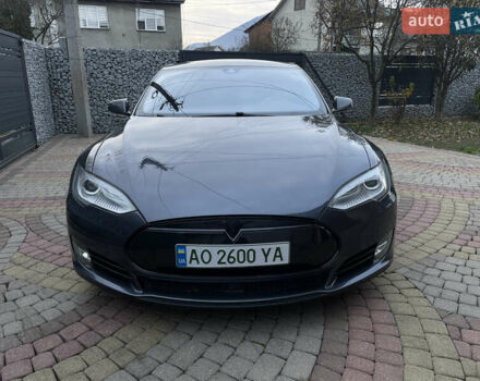Серый Тесла Модель С, объемом двигателя 0 л и пробегом 116 тыс. км за 16500 $, фото 4 на Automoto.ua